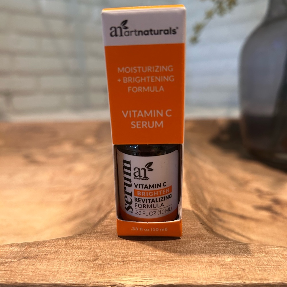 ArtNaturals Vitamin C Serum - Moisturizing & Brightening